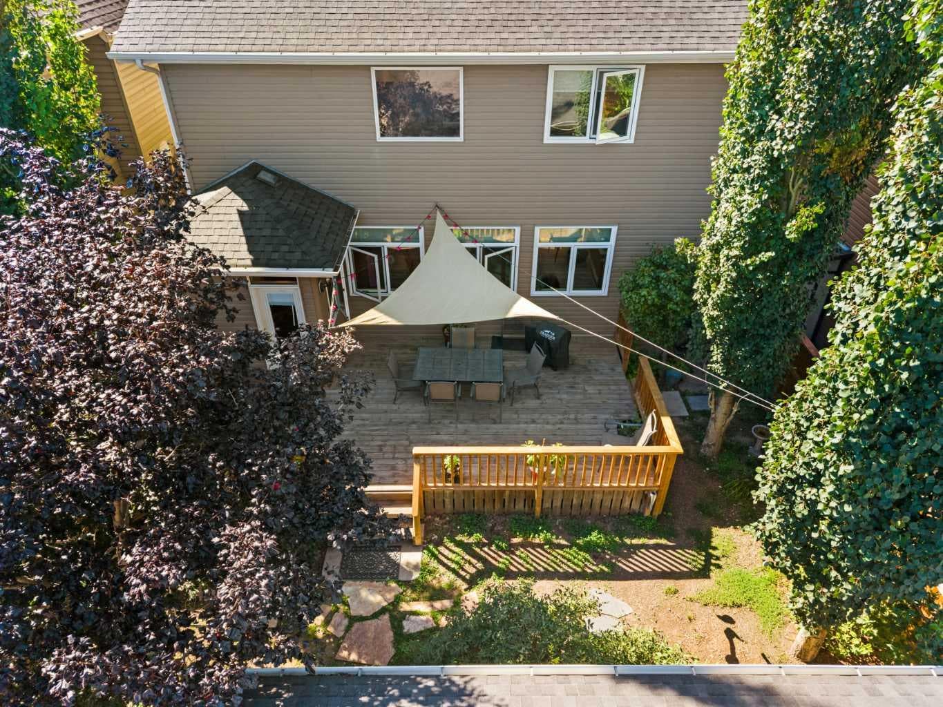 123 Prestwick Manor SE