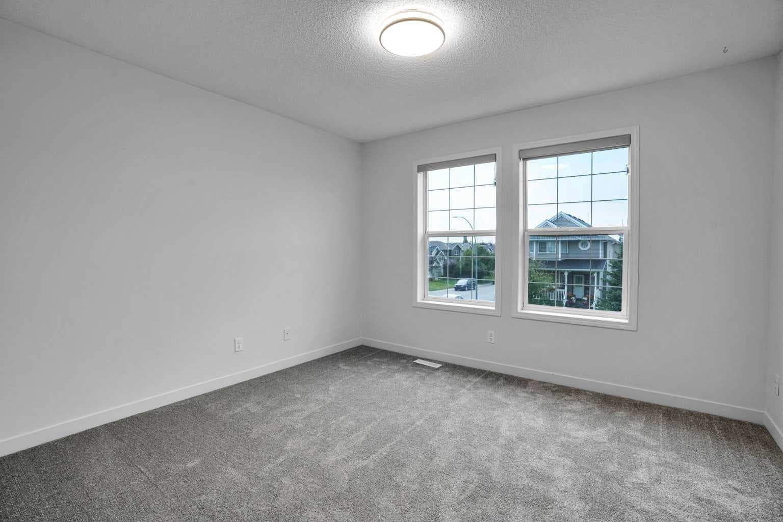 145 Bridleglen Road SW