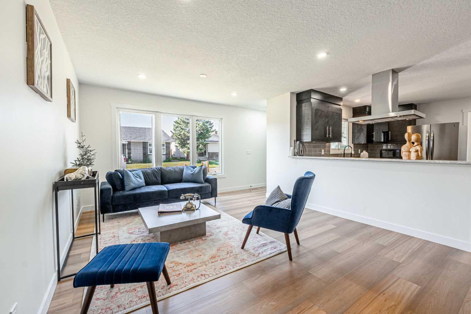 20 Castlegrove Way NE