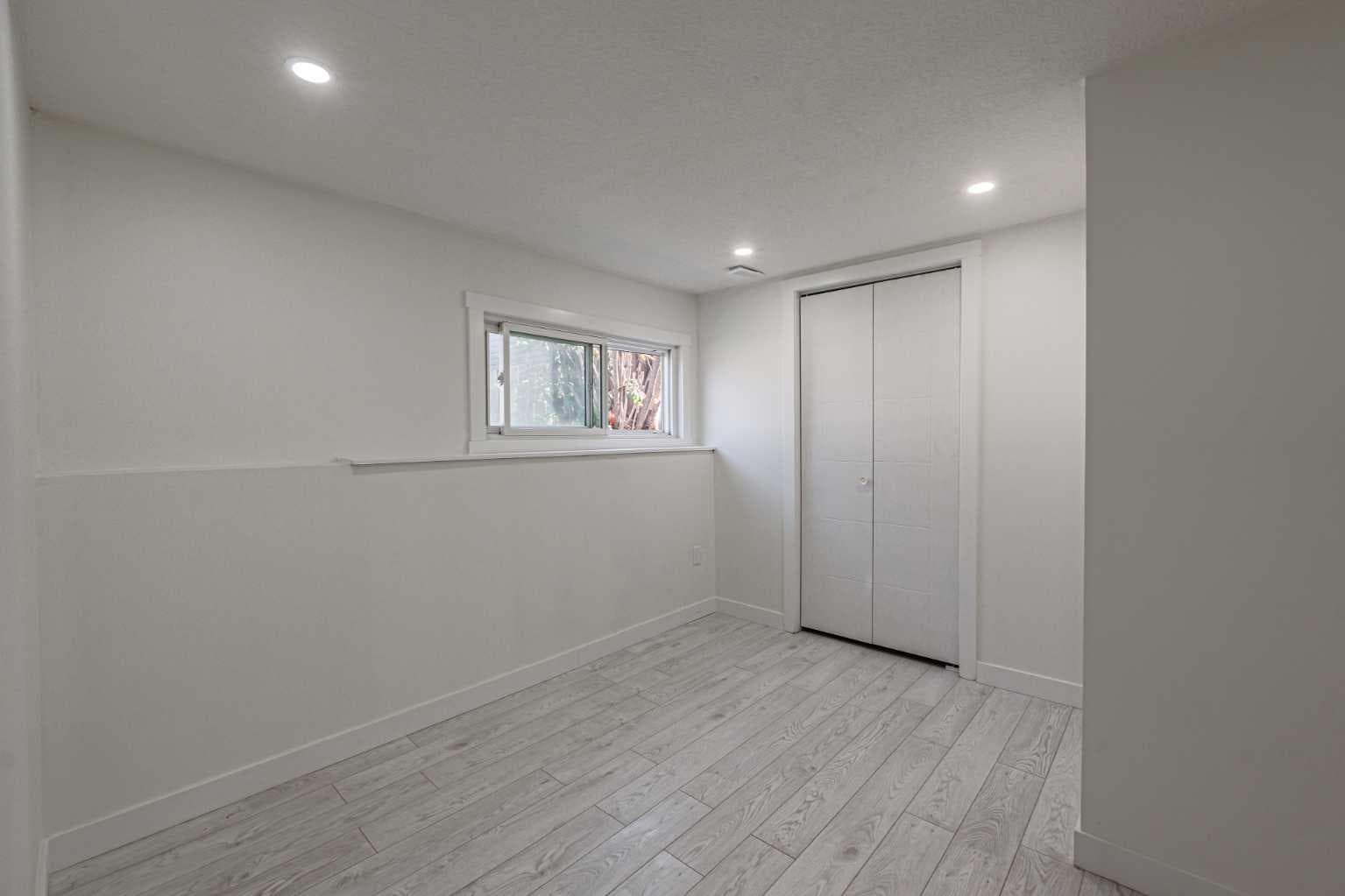 20 Castlegrove Way NE