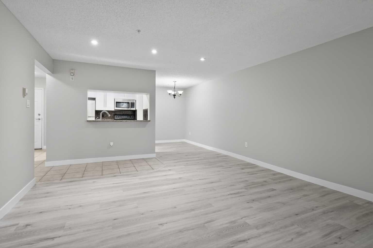 116, 790 Kingsmere Crescent SW
