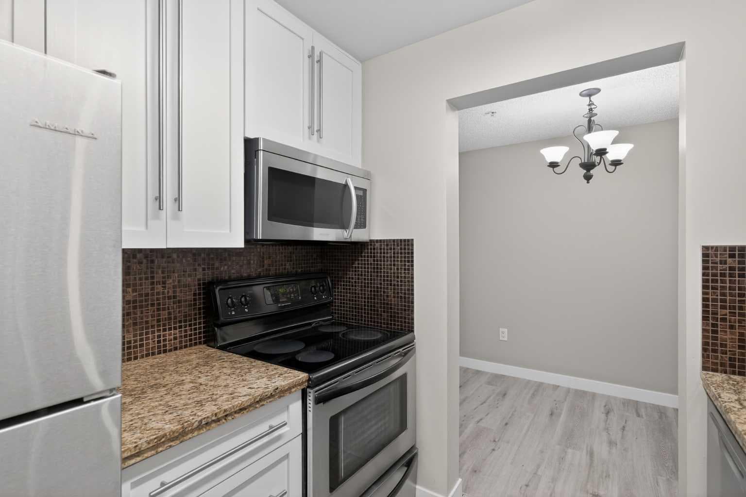 116, 790 Kingsmere Crescent SW