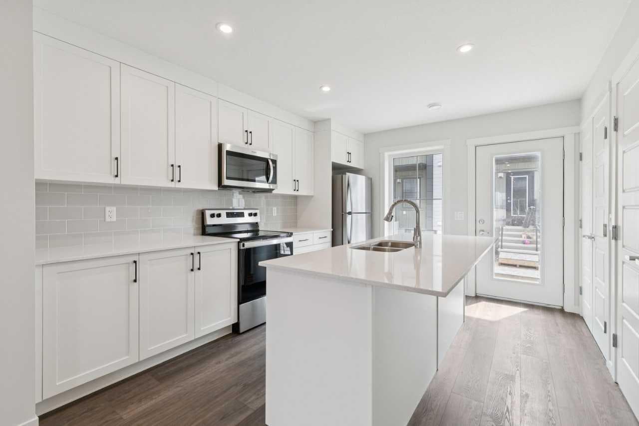 203, 40 Livingston Parade NE