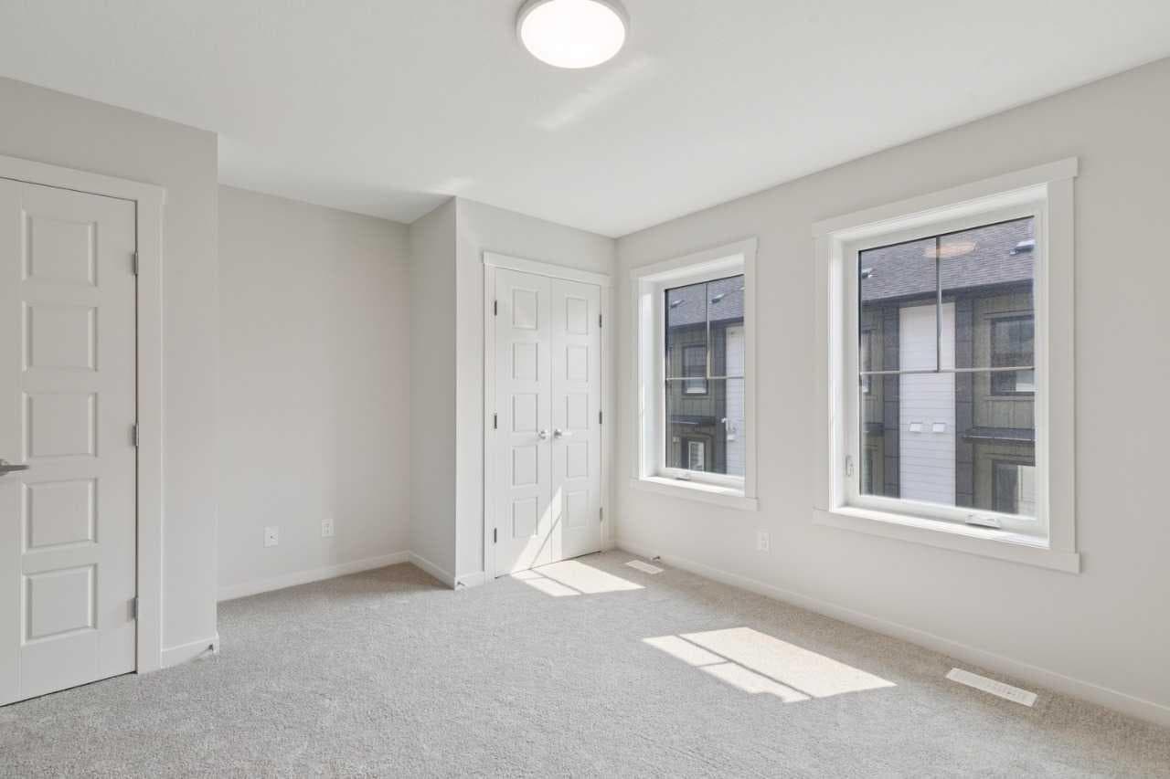 203, 40 Livingston Parade NE