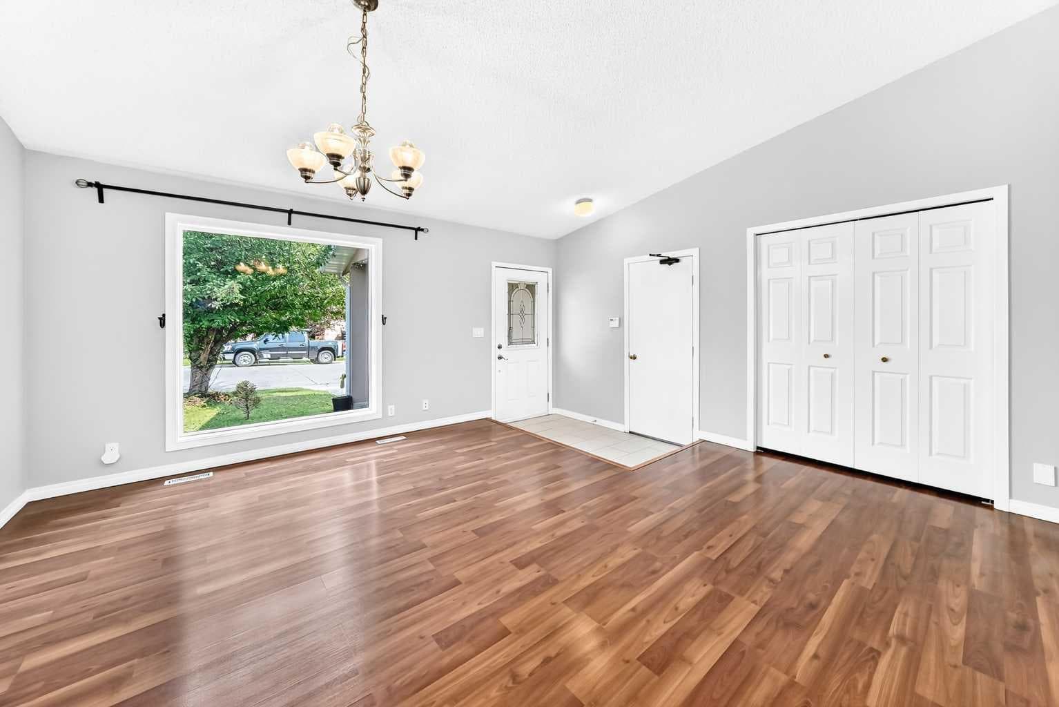 8 Hawkfield Crescent NW