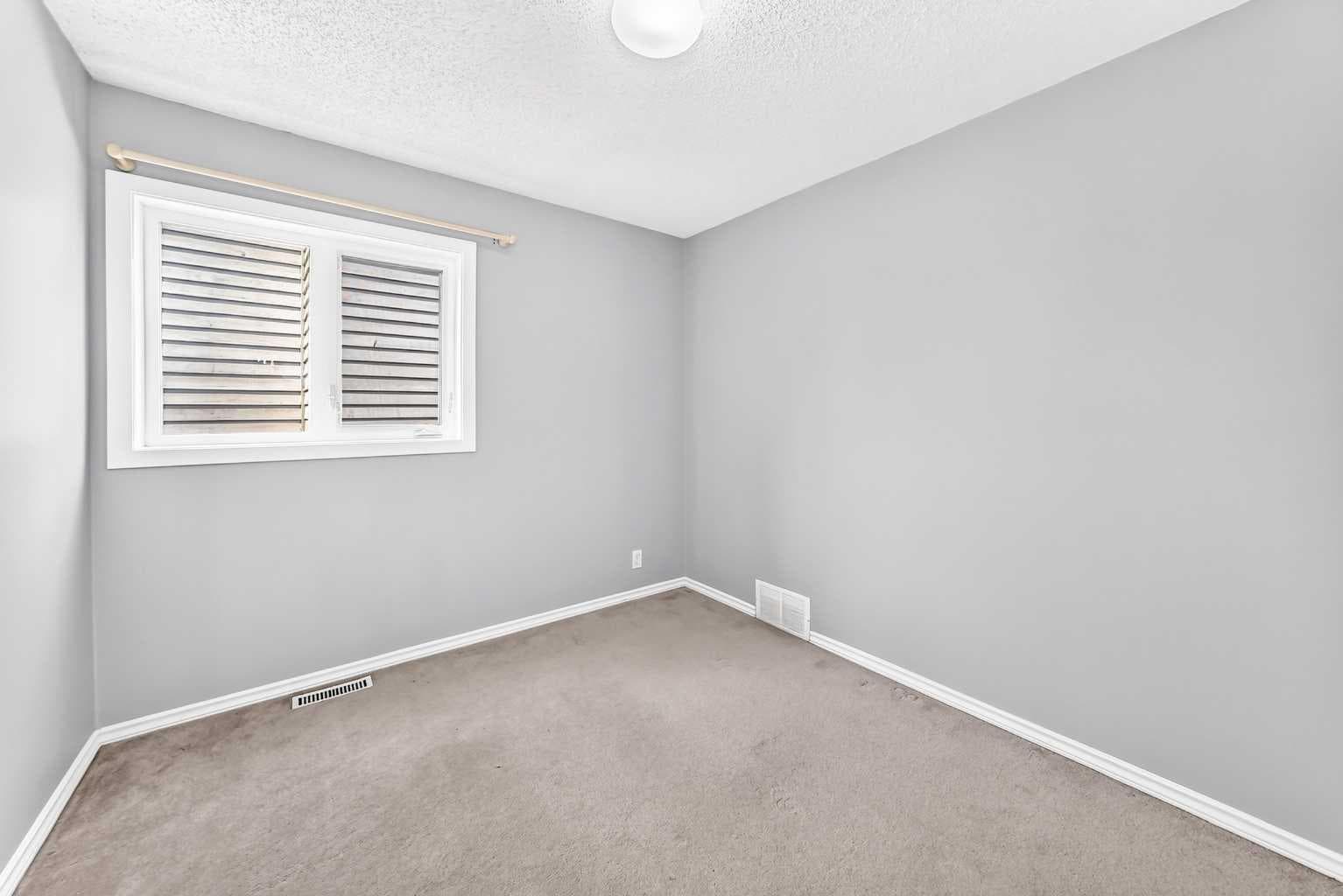 8 Hawkfield Crescent NW