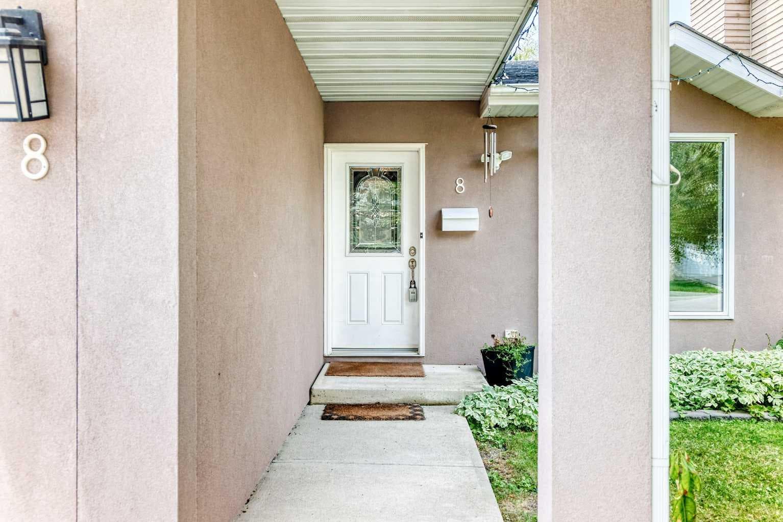 8 Hawkfield Crescent NW