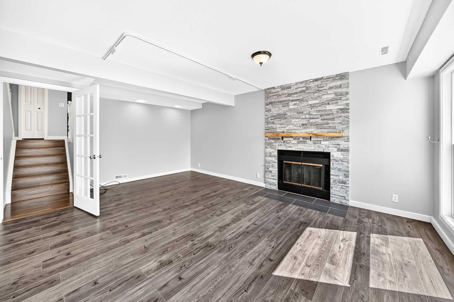 8 Hawkfield Crescent NW