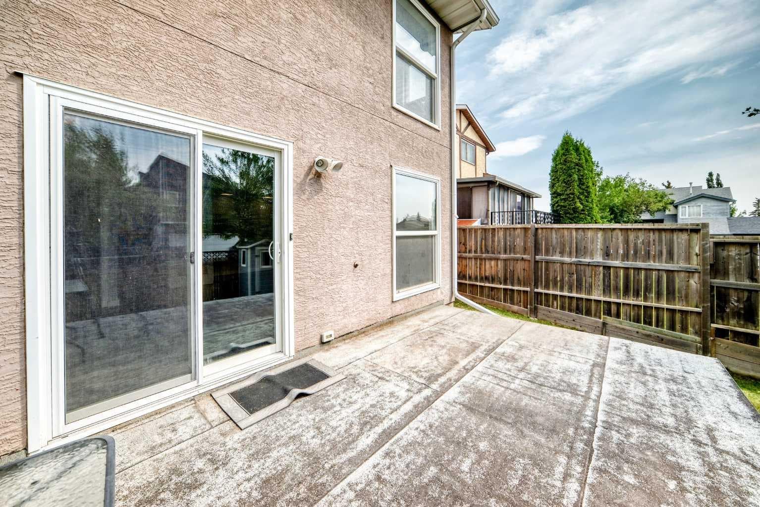 8 Hawkfield Crescent NW