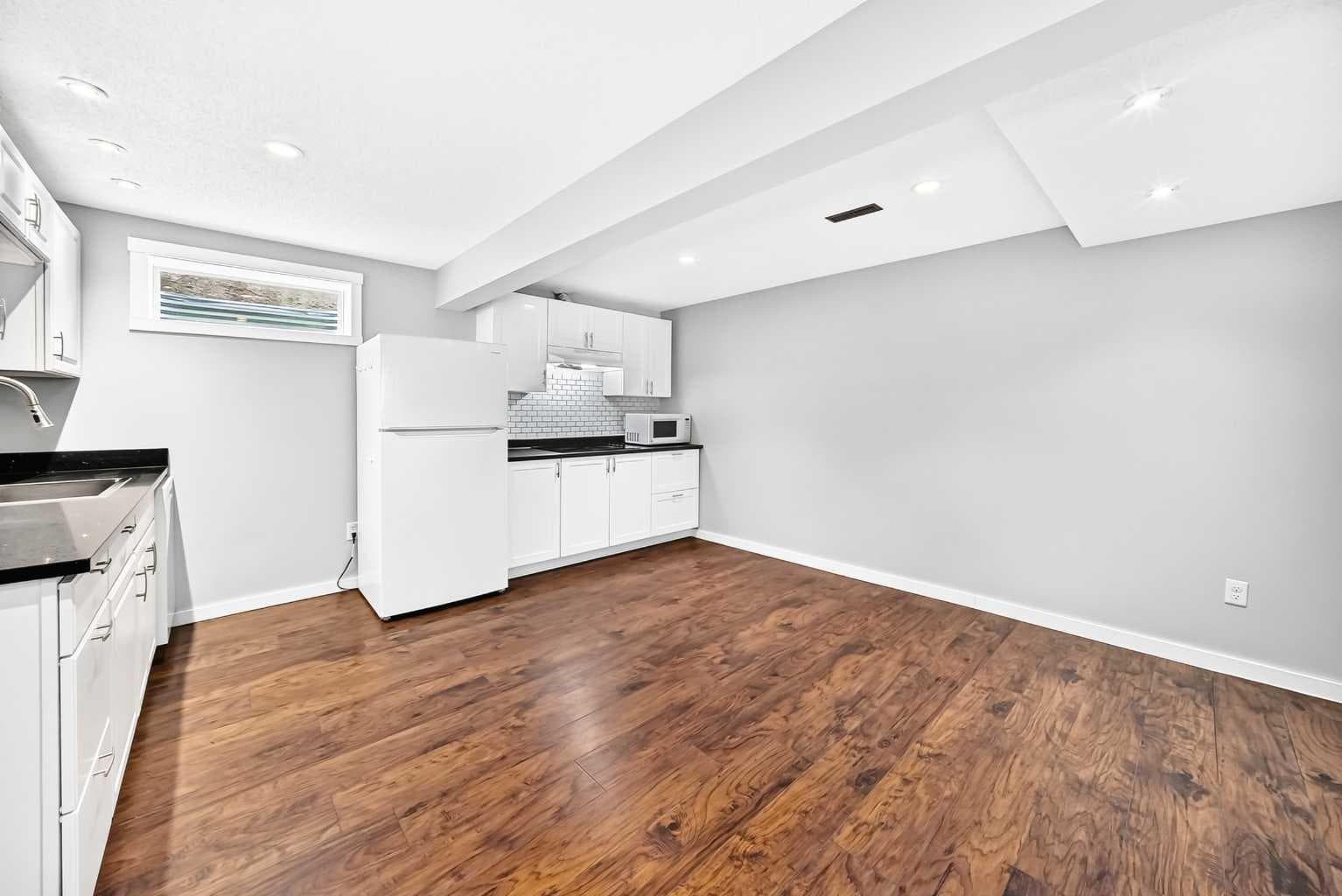 8 Hawkfield Crescent NW