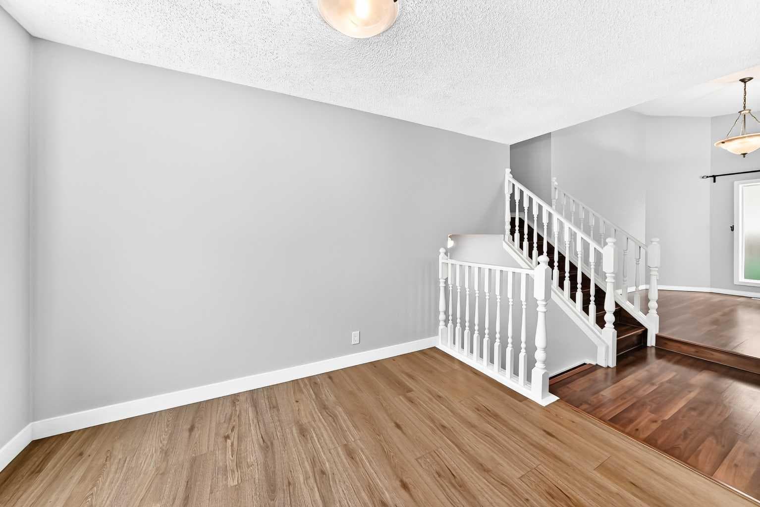 8 Hawkfield Crescent NW