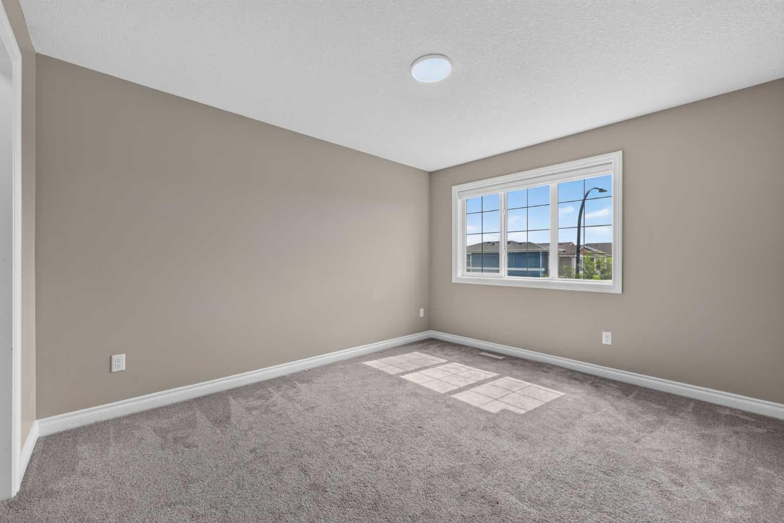 148 Evansborough Way NW