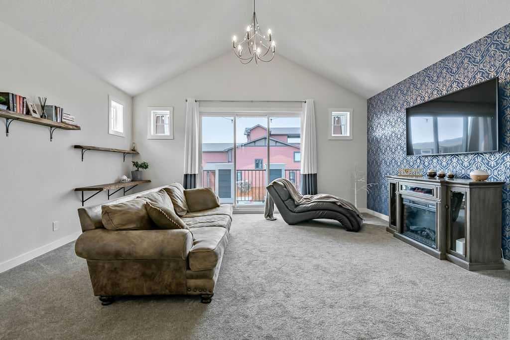 100 Cranbrook Gardens SE