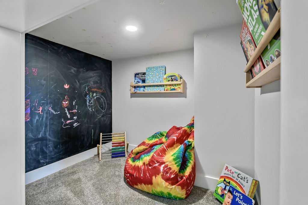 100 Cranbrook Gardens SE