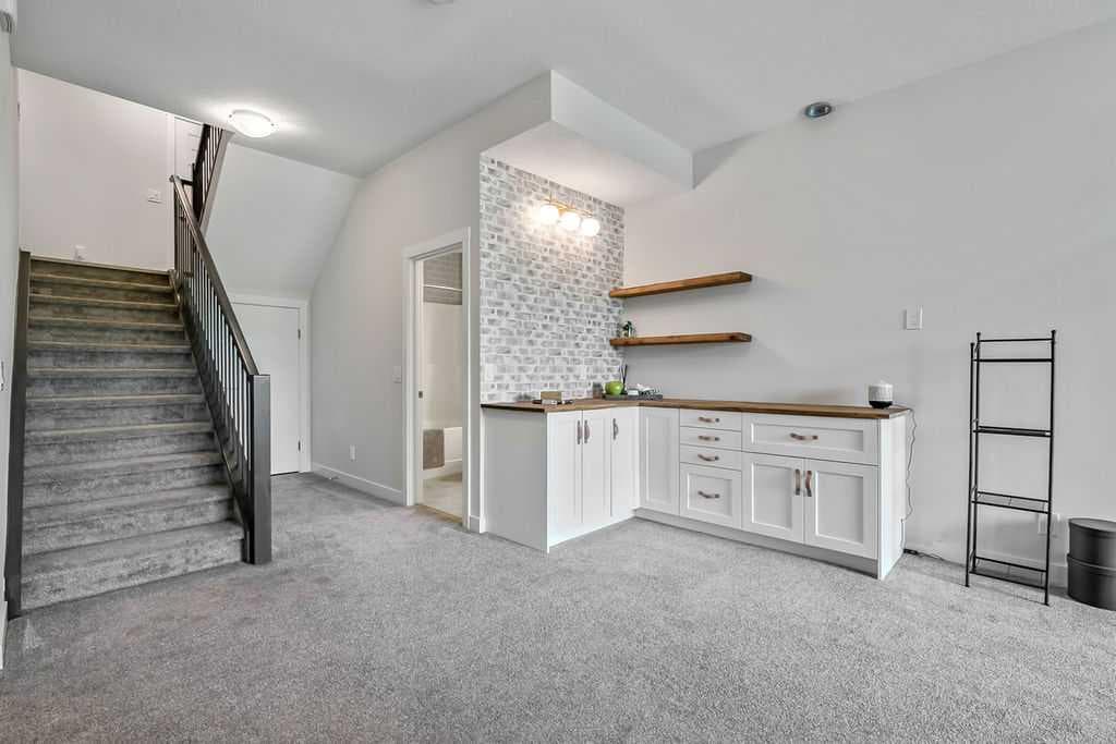 100 Cranbrook Gardens SE