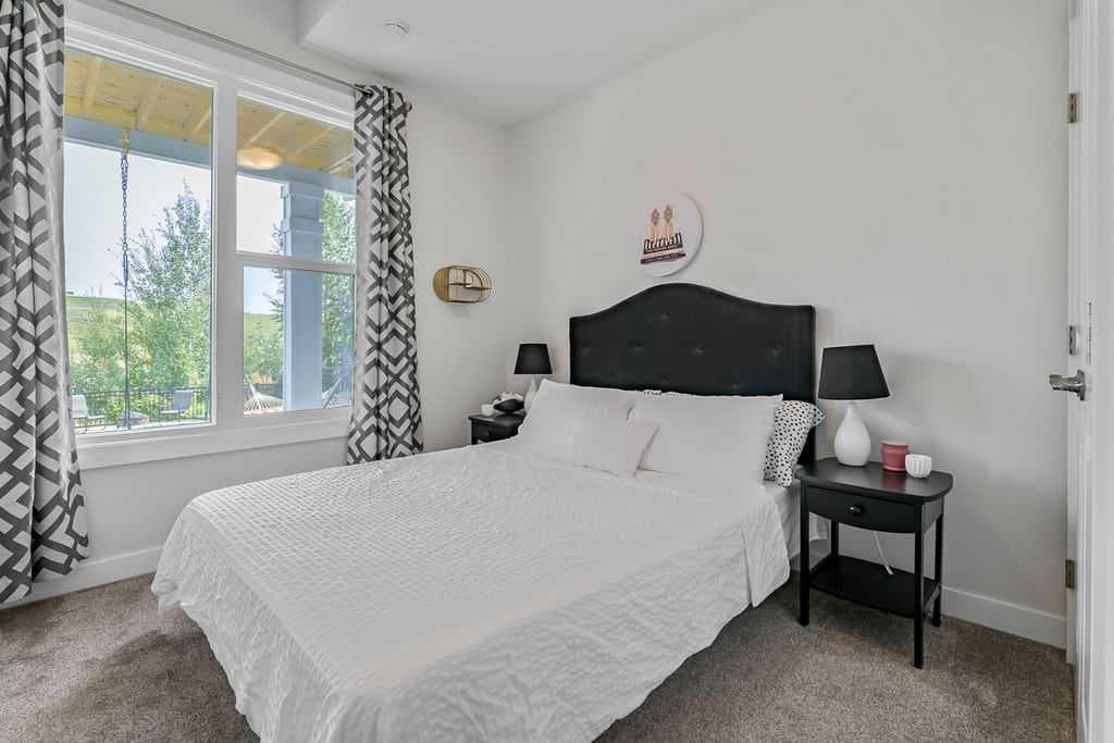 100 Cranbrook Gardens SE