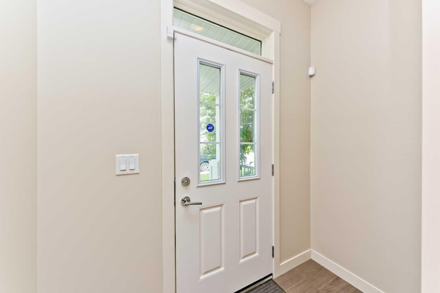 373 Nolancrest Heights NW