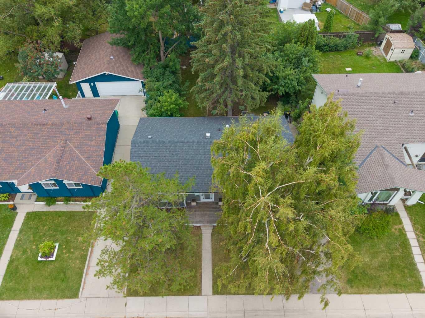 327 Lynnview Way SE