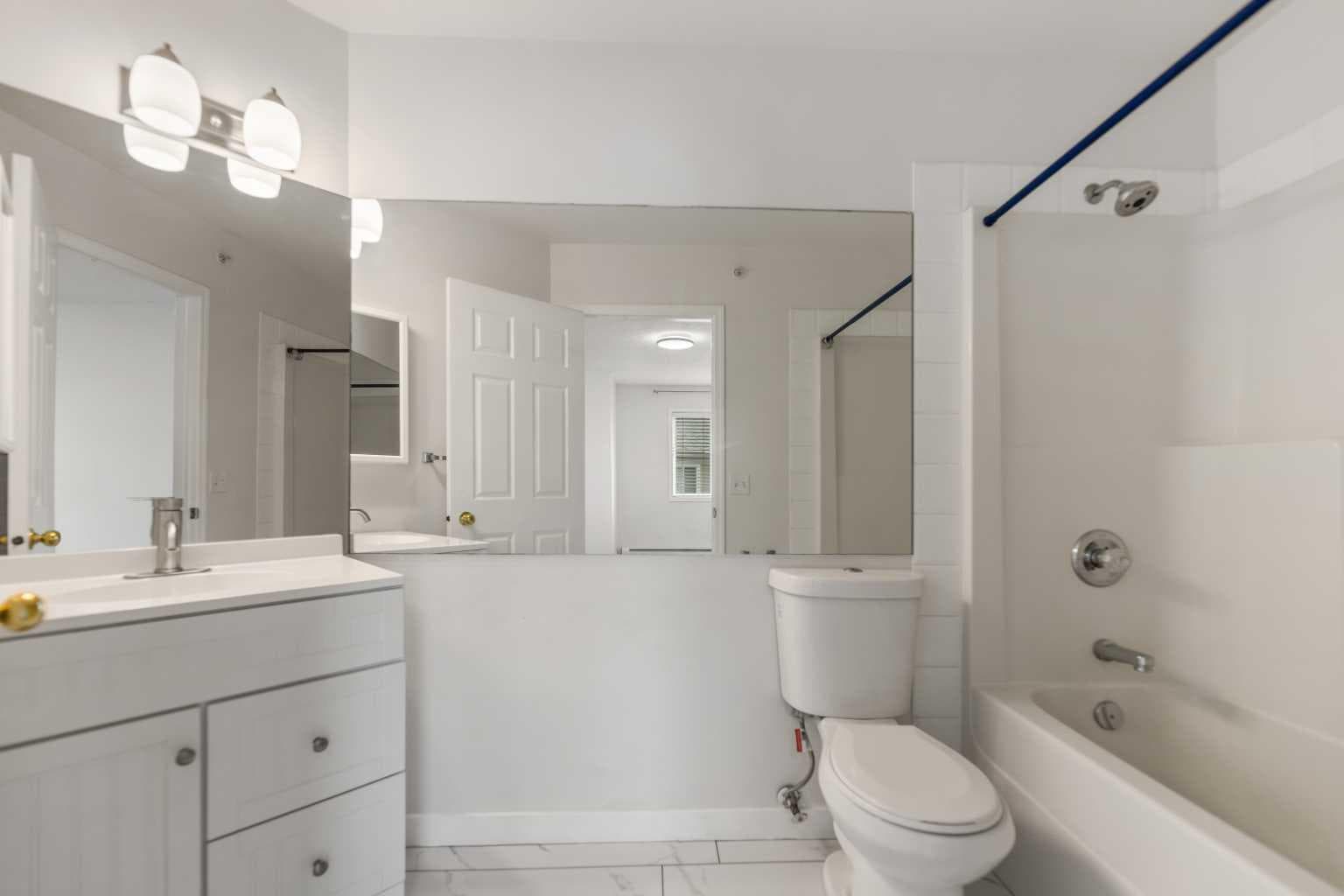 410, 290 Shawville Way SE