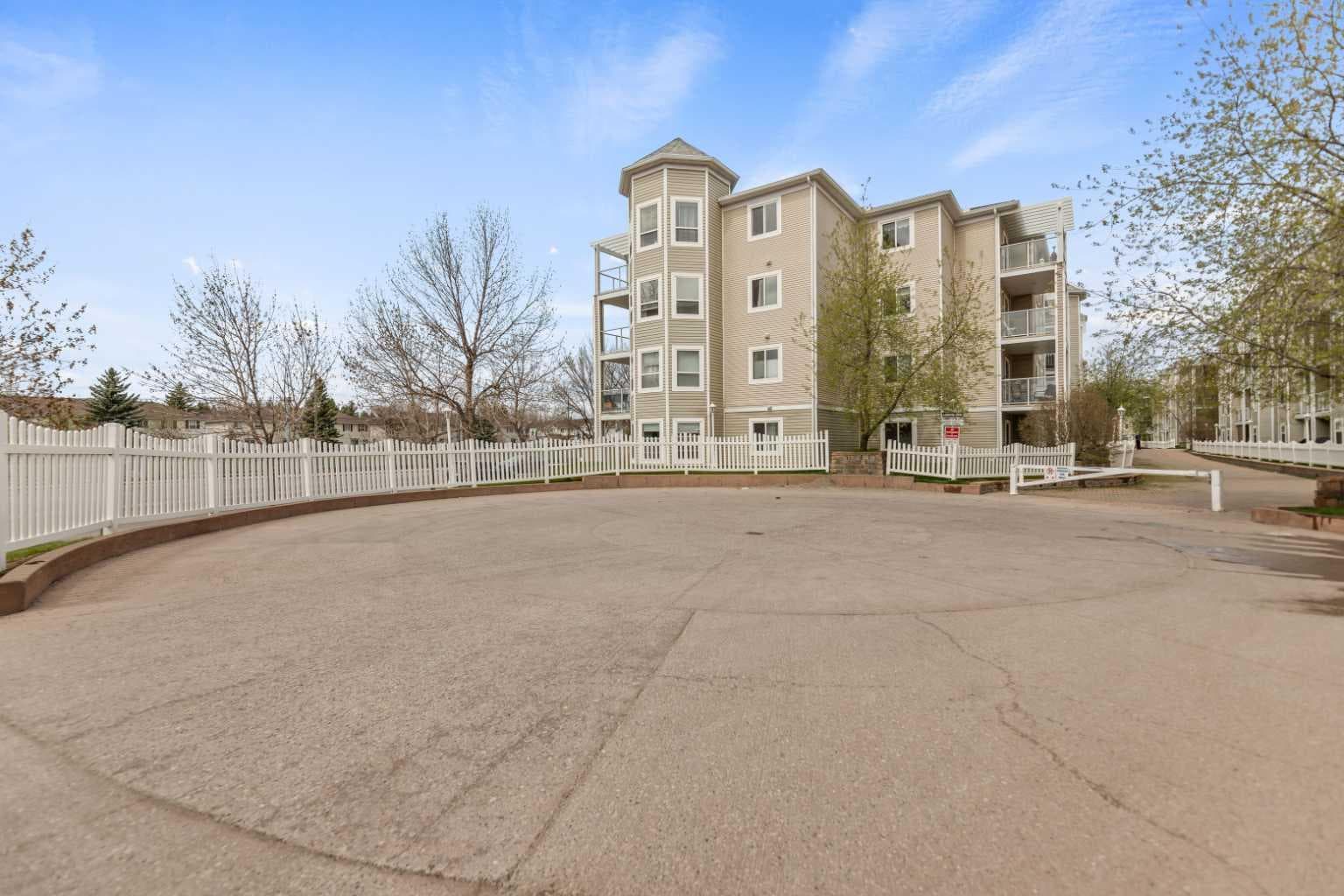 410, 290 Shawville Way SE