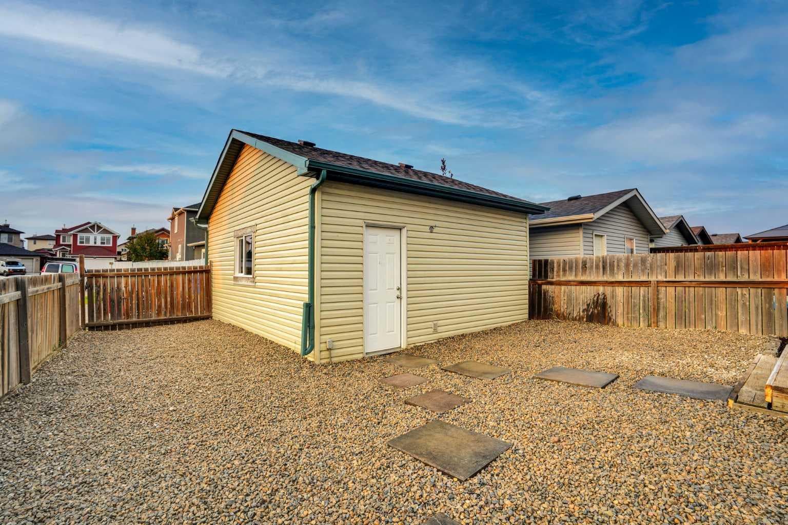 78 Saddlecrest Place NE