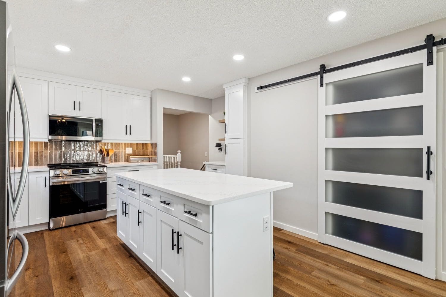 92 Woodford Drive SW