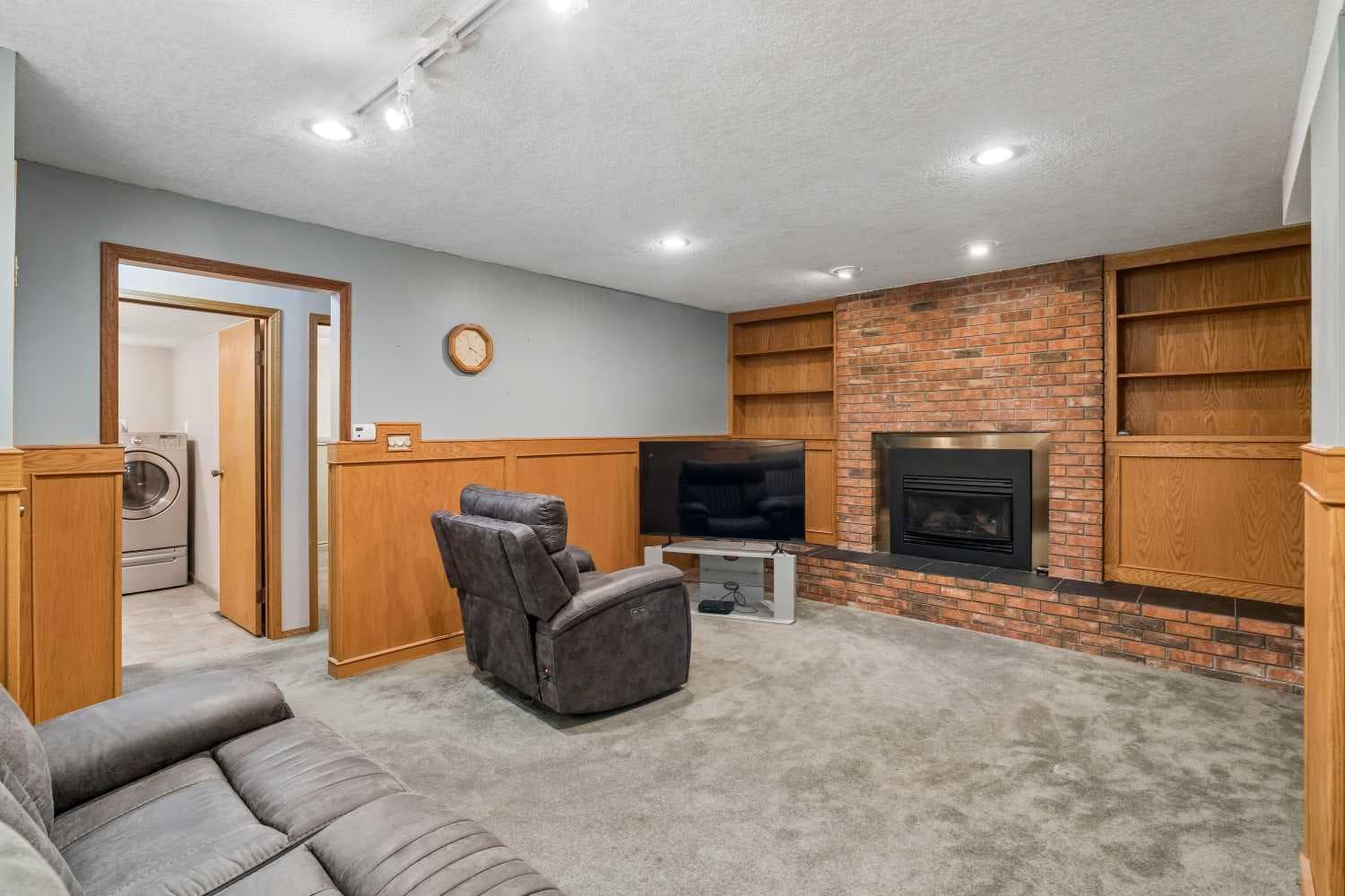 44 Mckinley Rise SE