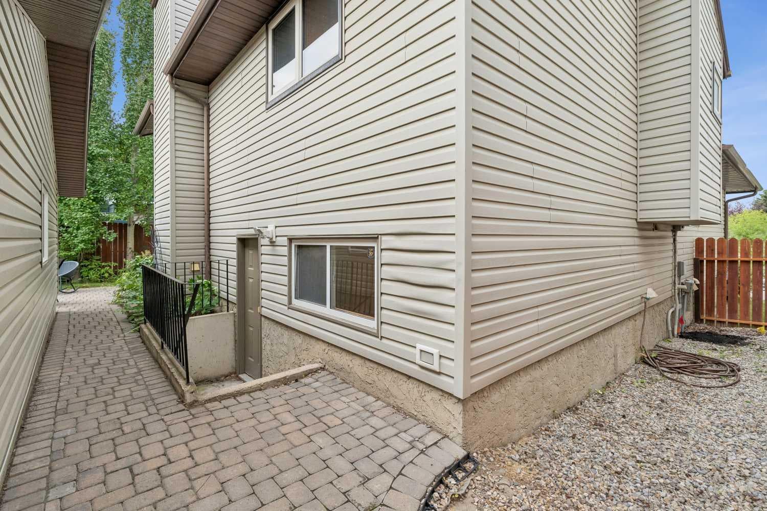 44 Mckinley Rise SE