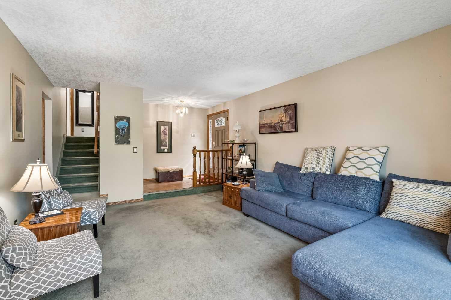 44 Mckinley Rise SE