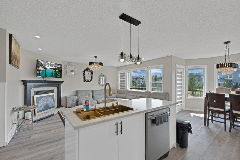 33 Skyview Springs Road 