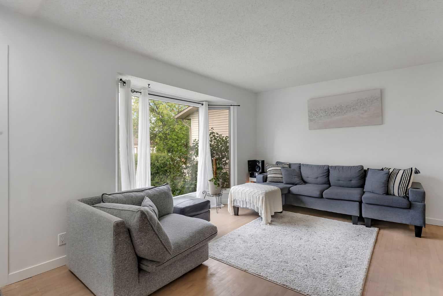 139 WHITLOCK Close NE
