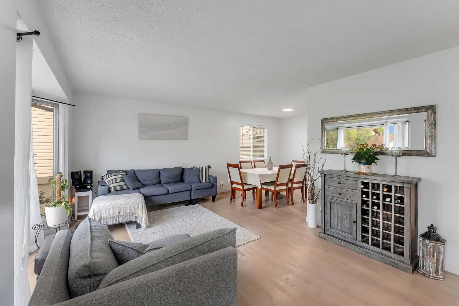 139 WHITLOCK Close NE