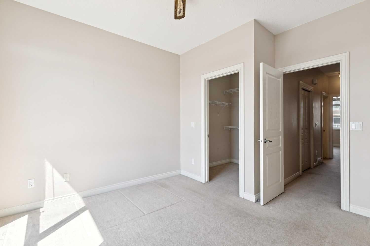 14, 169 Rockyledge View NW