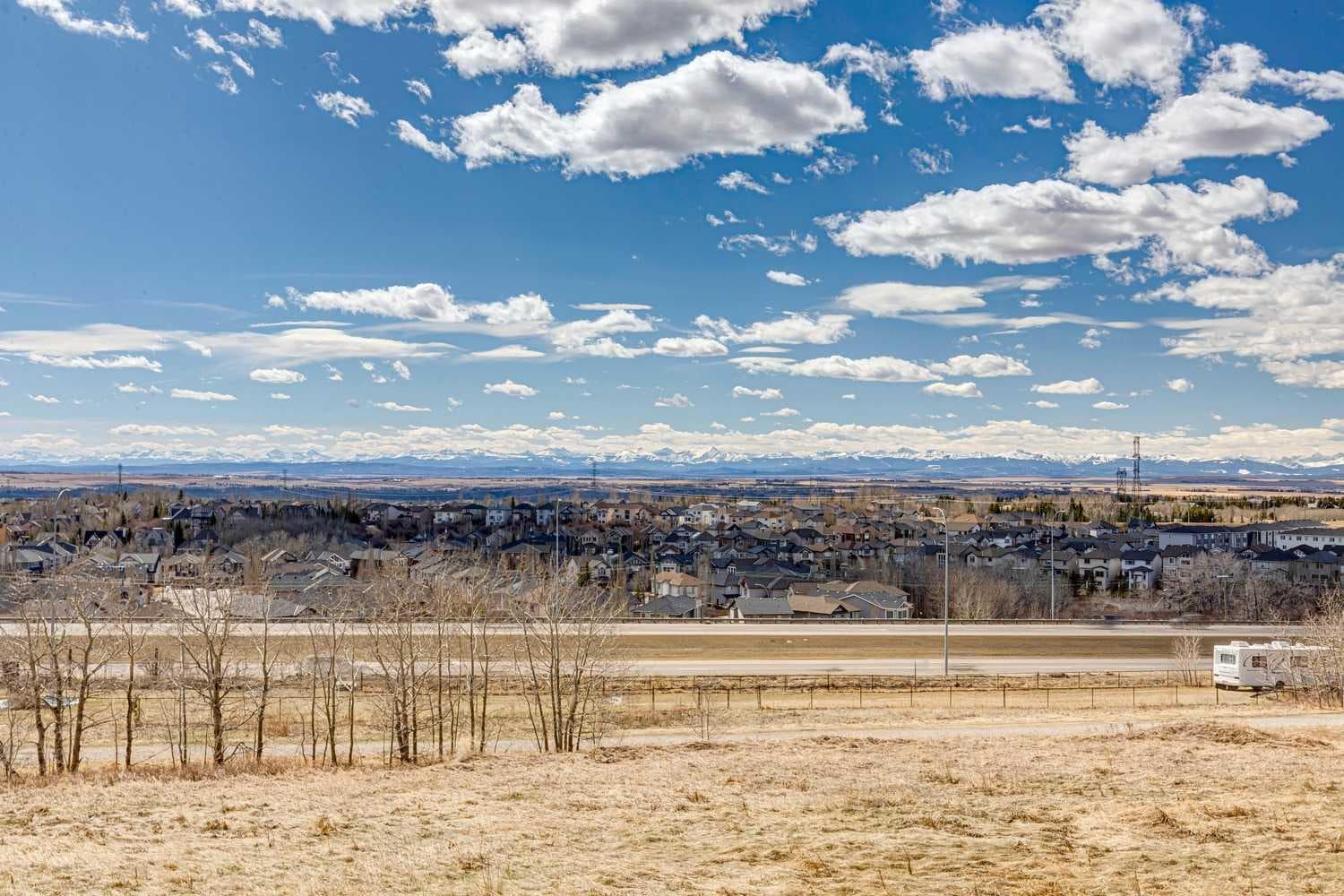 14, 169 Rockyledge View NW