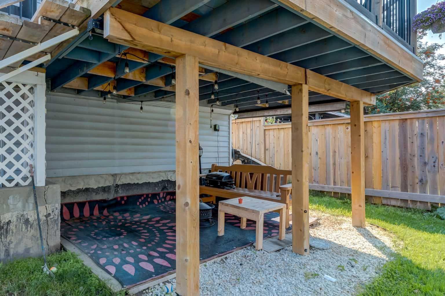 75 Sandstone Crescent SE
