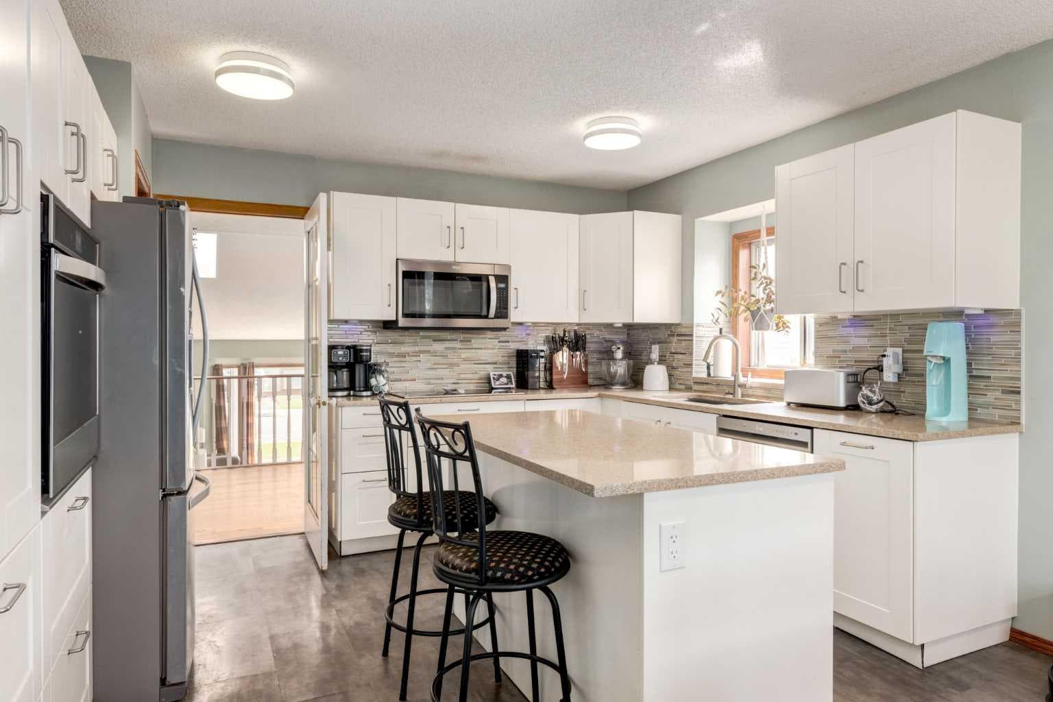 75 Sandstone Crescent SE