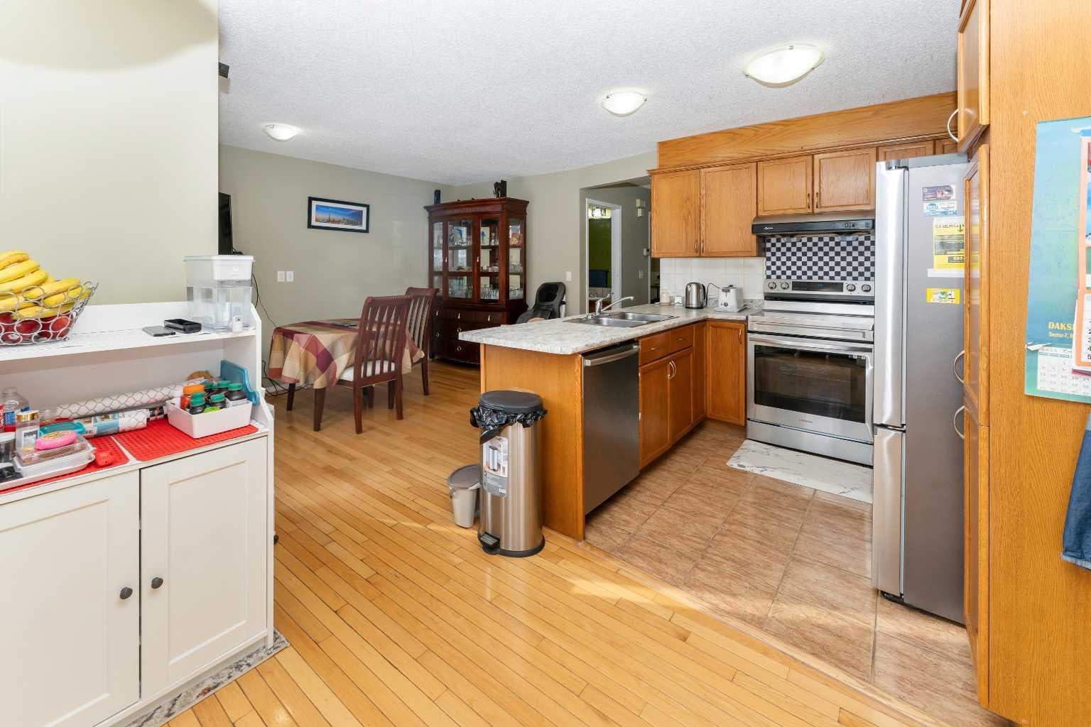 63 Hawkmount Green NW