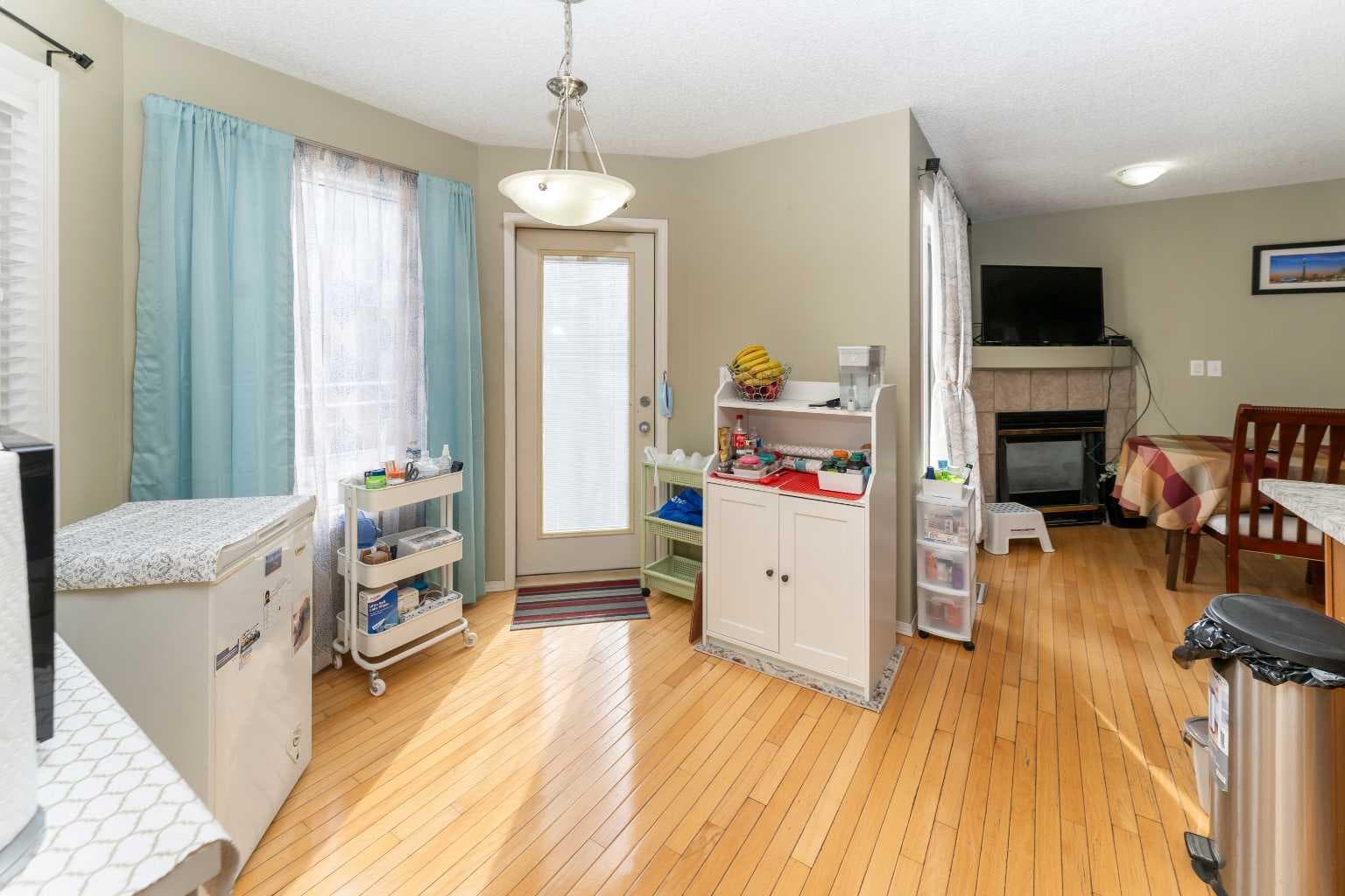 63 Hawkmount Green NW