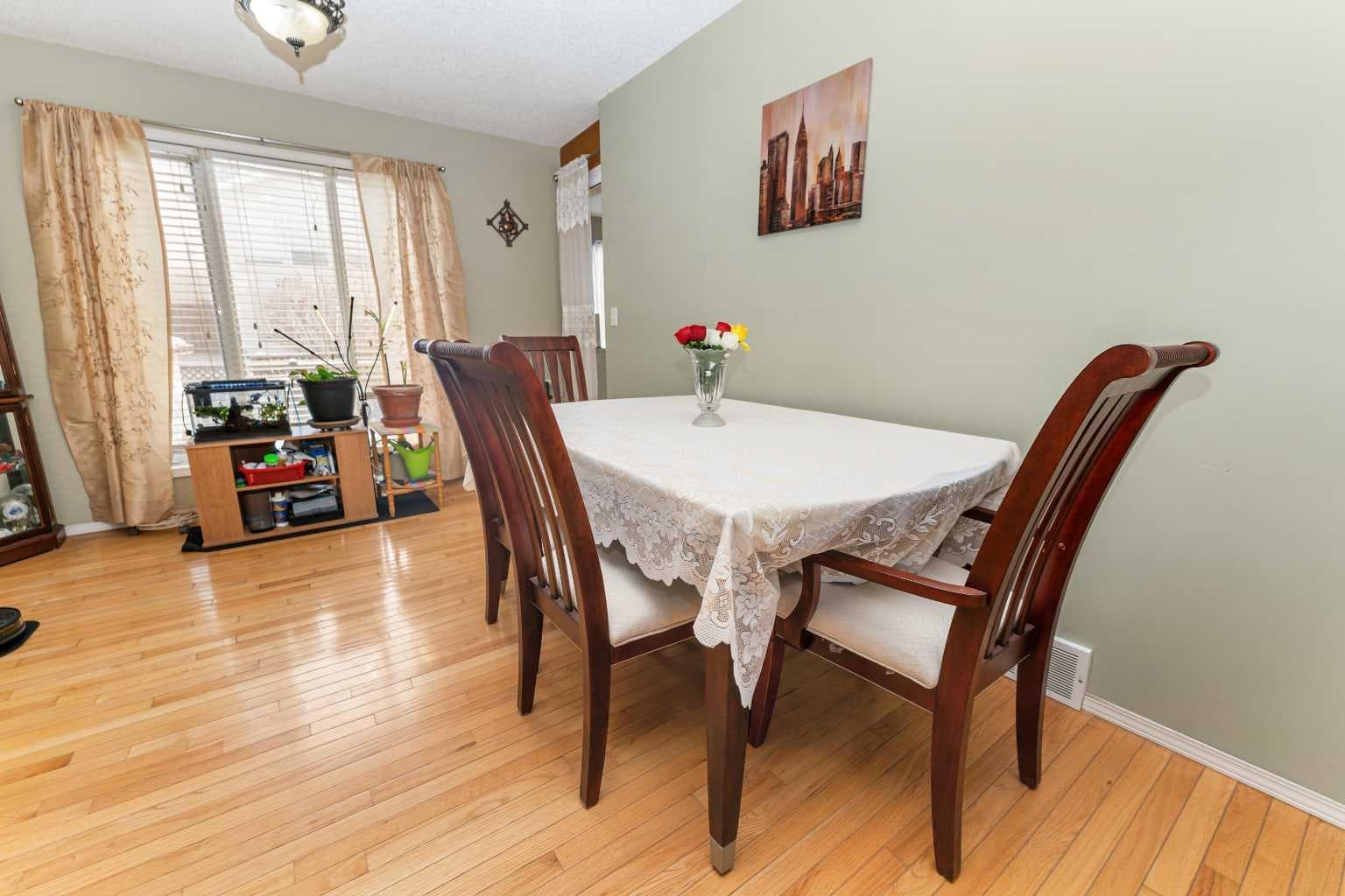 63 Hawkmount Green NW