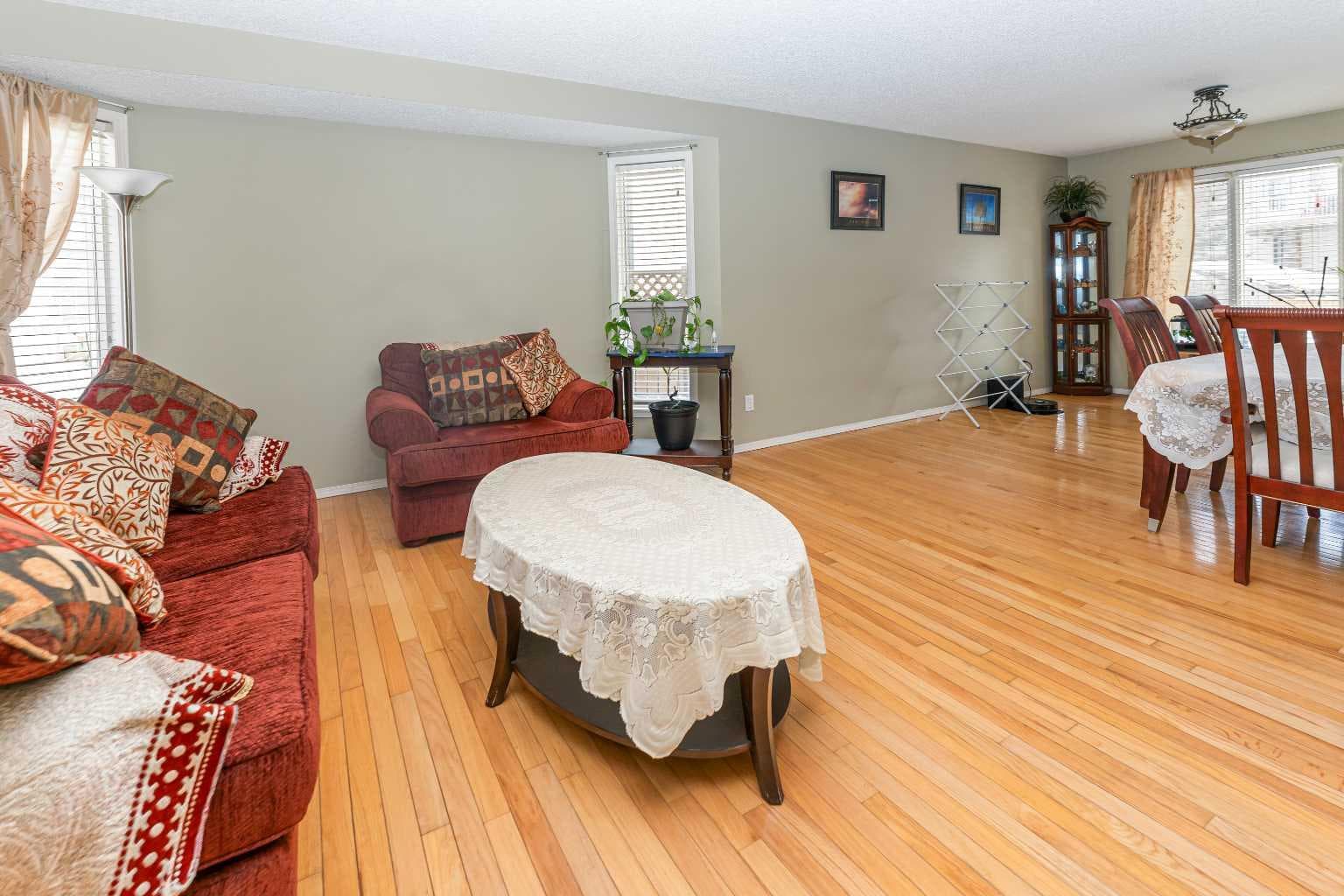 63 Hawkmount Green NW