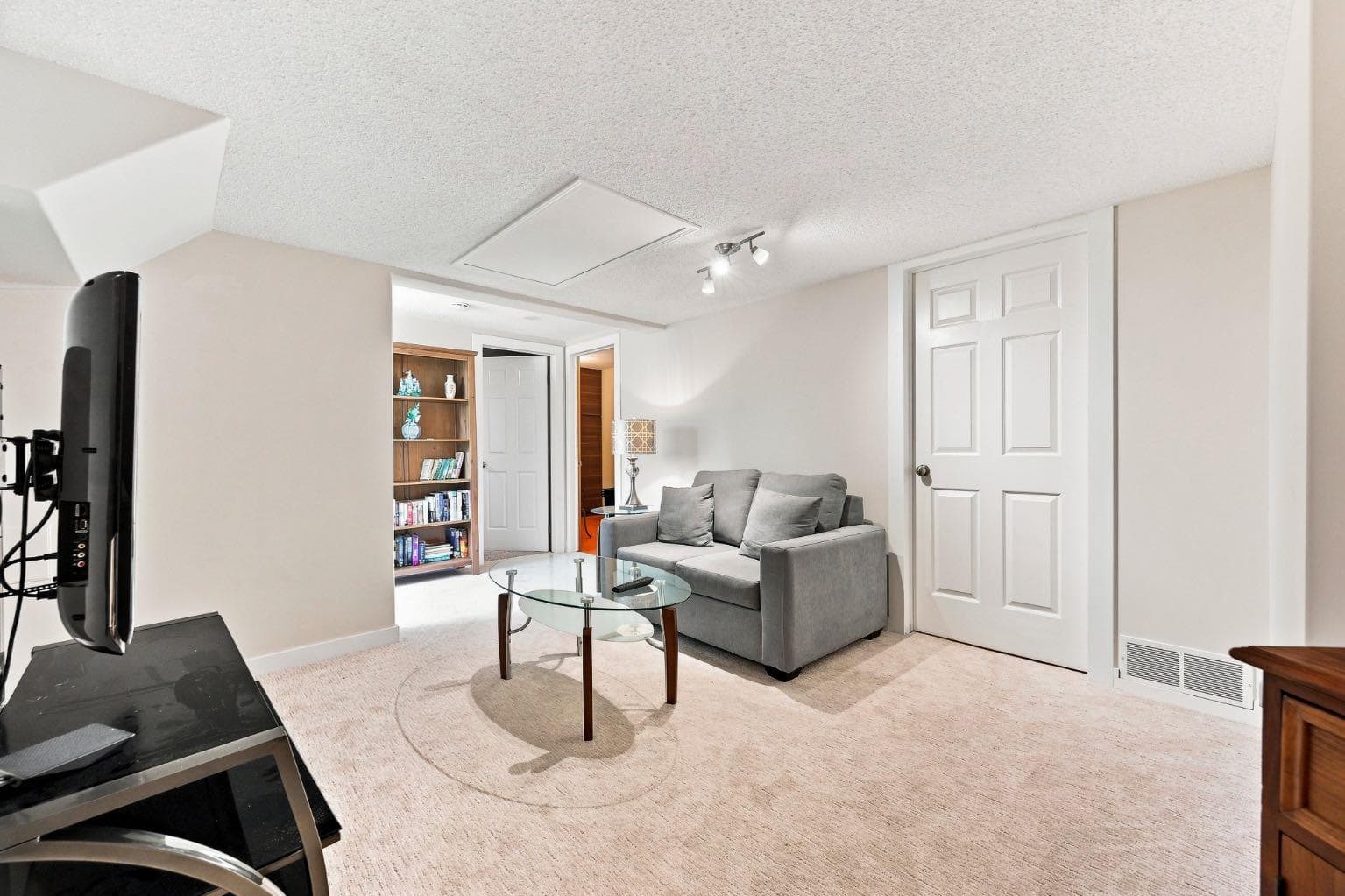 39, 10 Tuscany Valley View NW