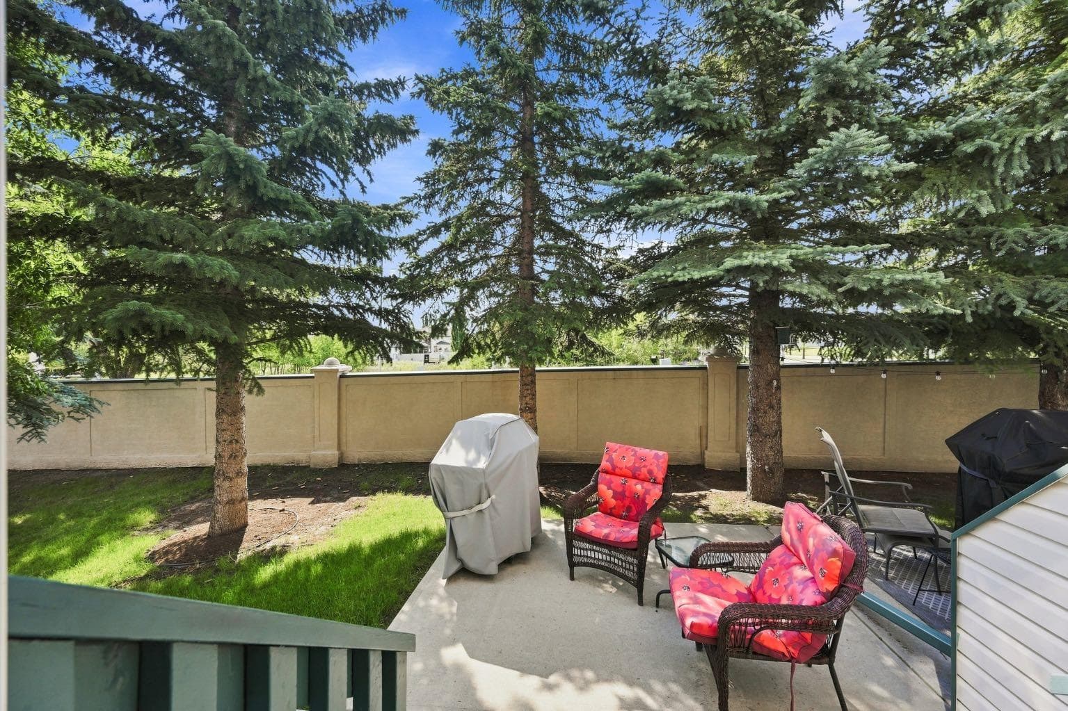 39, 10 Tuscany Valley View NW