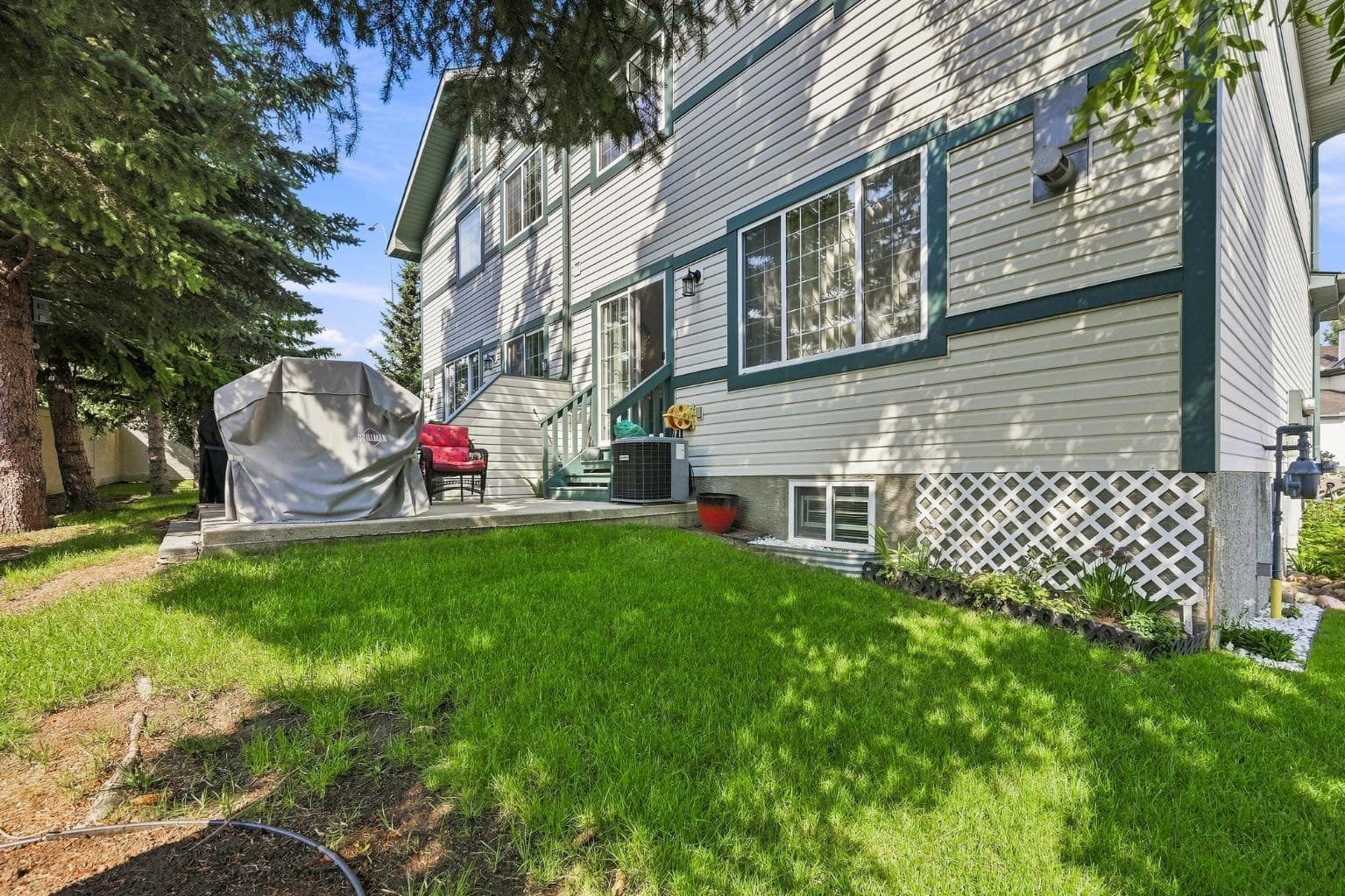 39, 10 Tuscany Valley View NW