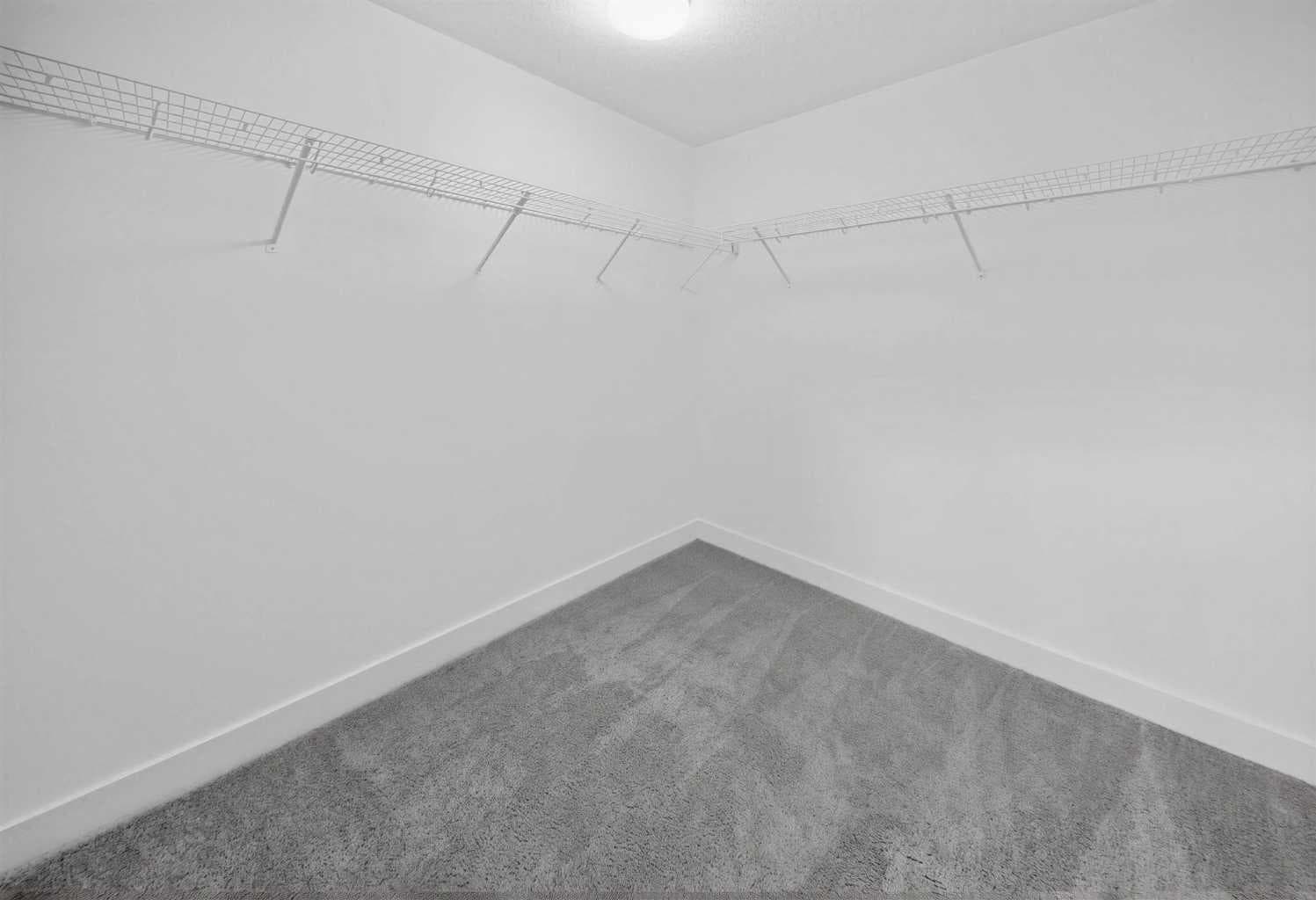 1337 South Point Parade SW