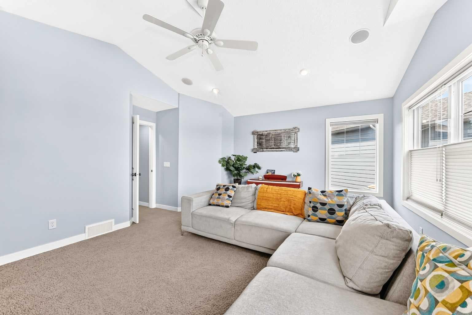 23 Everoak Bay SW