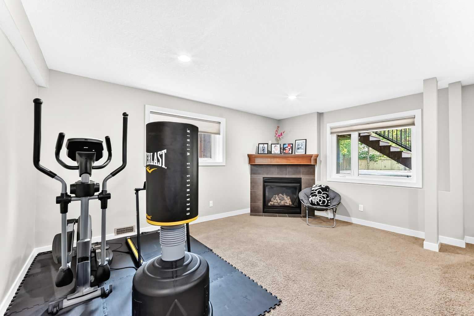 23 Everoak Bay SW