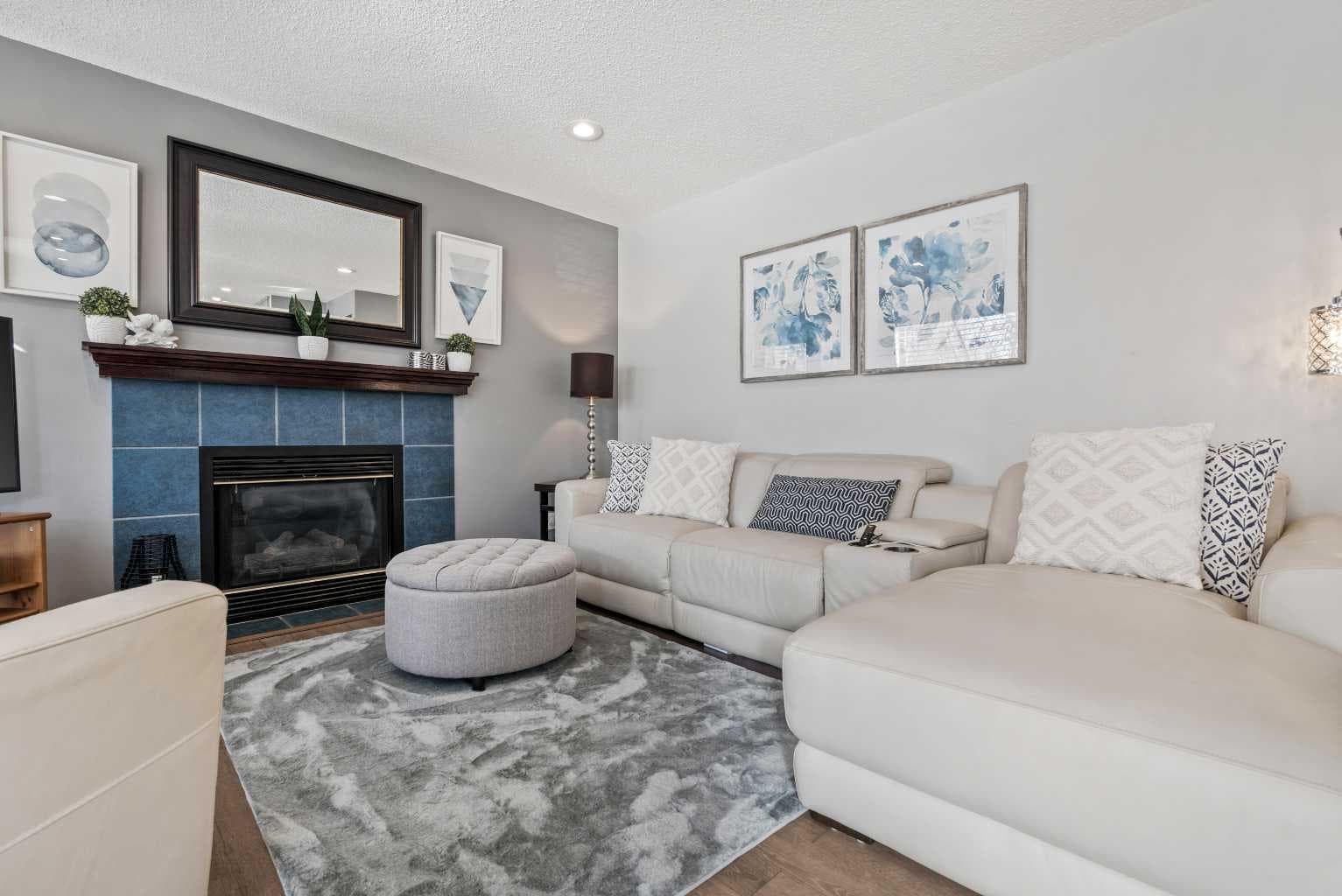 22 Hidden Valley Manor NW