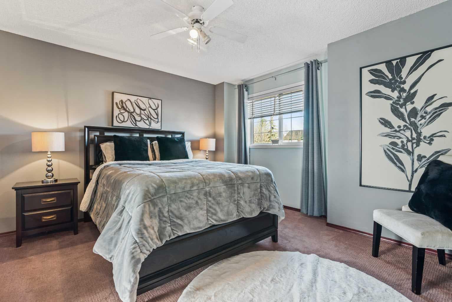 22 Hidden Valley Manor NW