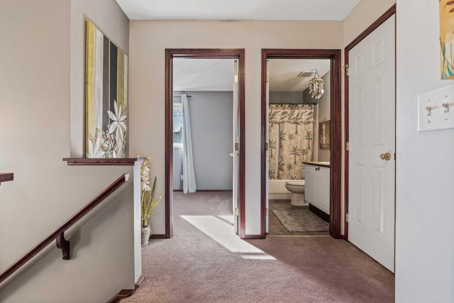 22 Hidden Valley Manor NW