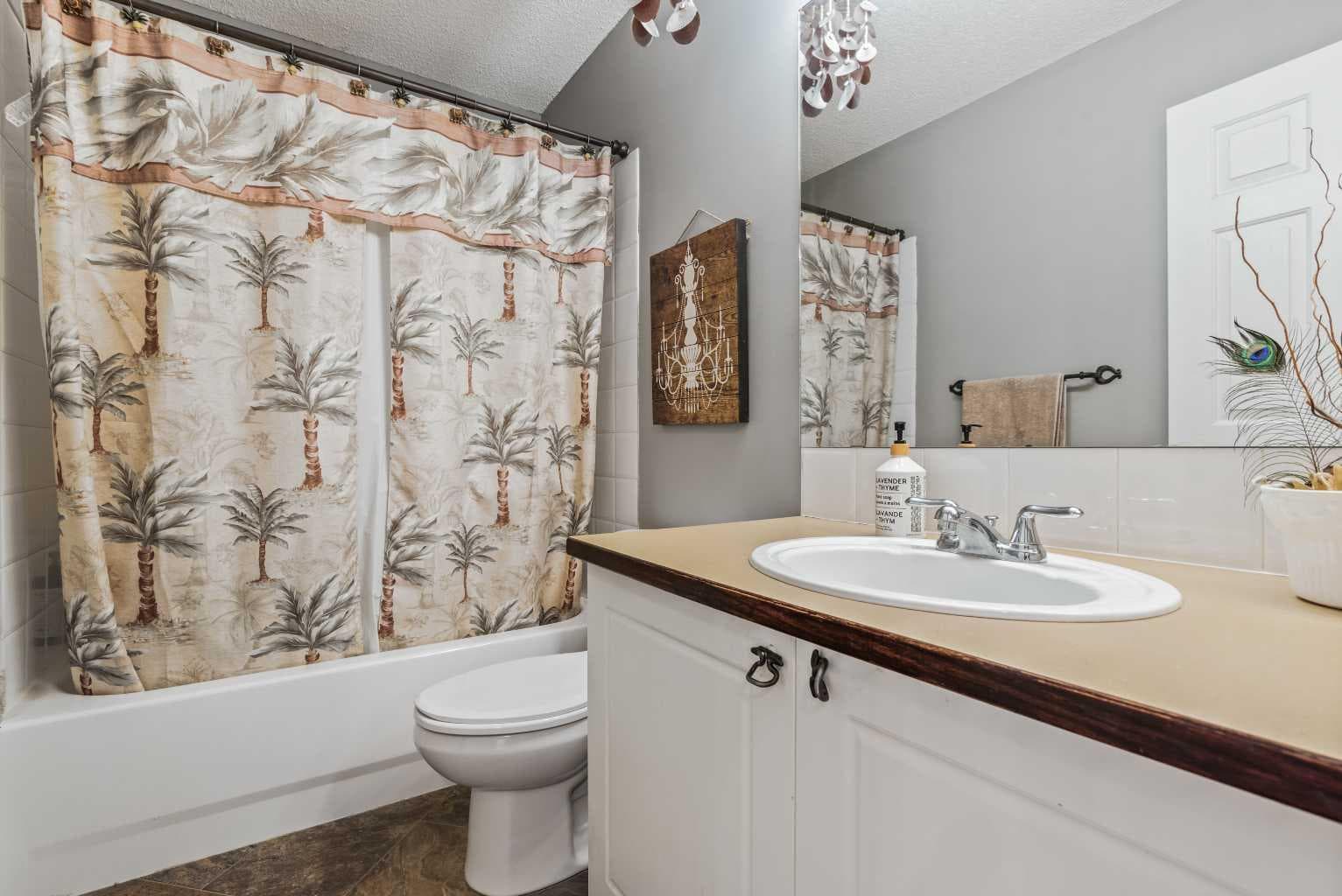 22 Hidden Valley Manor NW